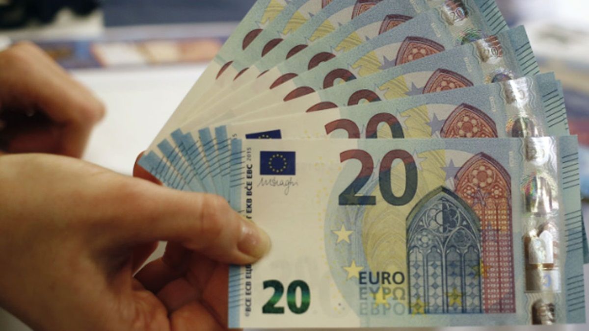 У разі підвищення ціни, шенгенські візи коштуватимуть 80 євро